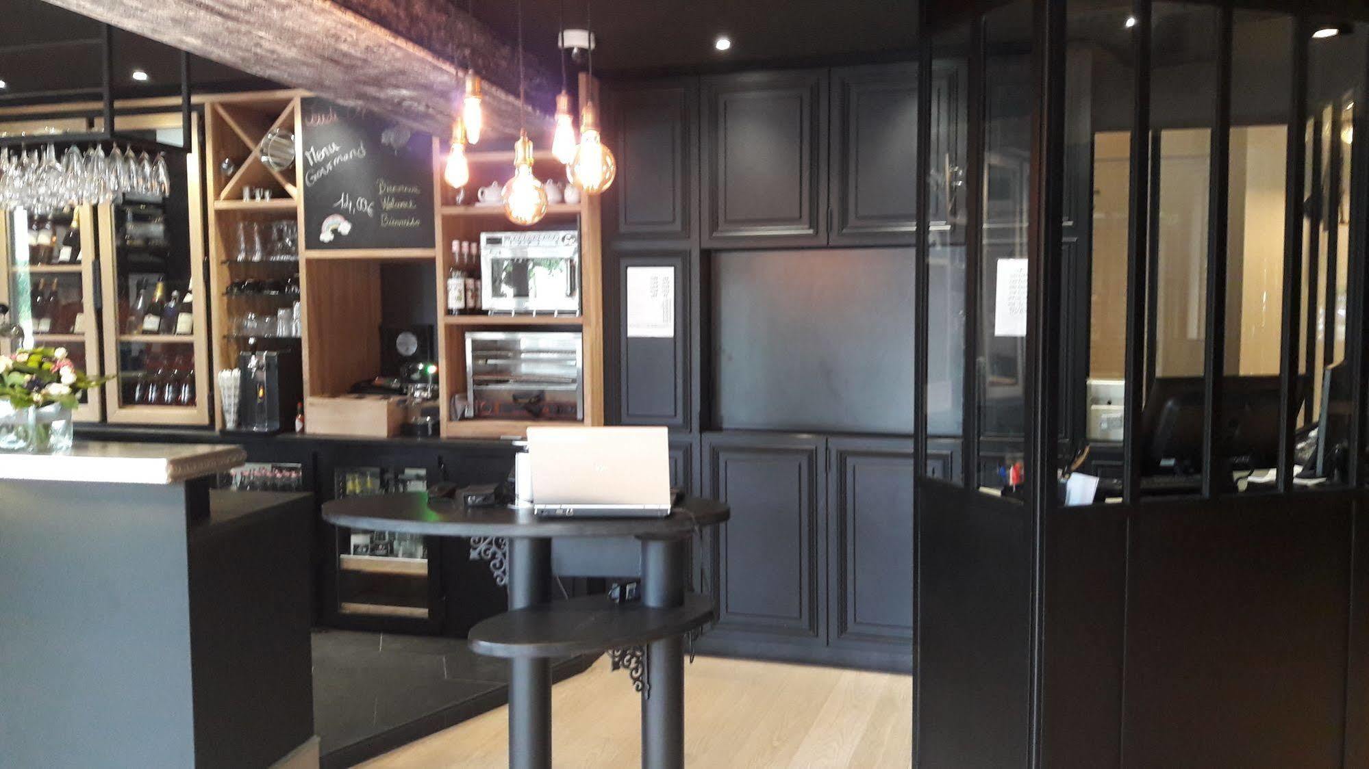 ibis Styles Dinan Centre Ville Exteriér fotografie